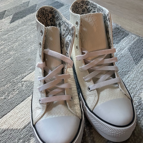 iijin shoes - Picture 6 of 7